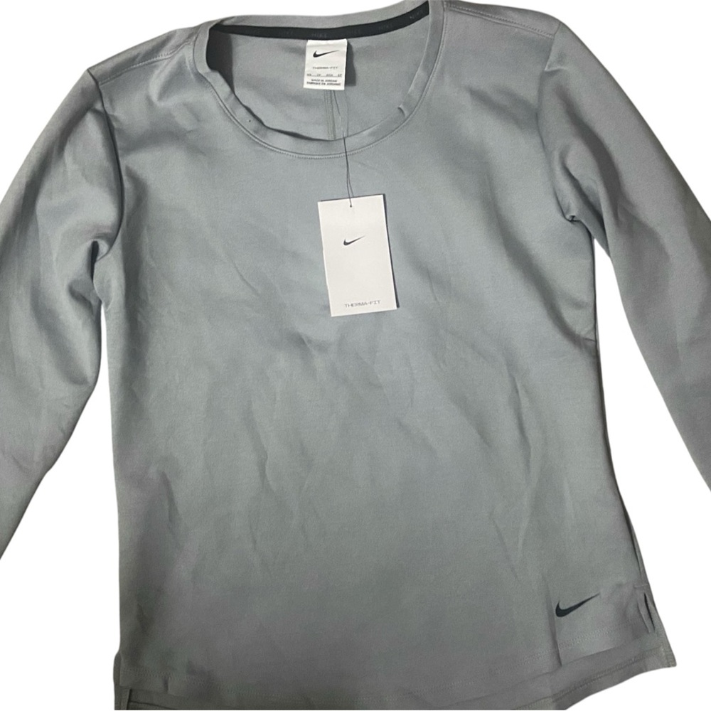 Nike Light Gray Therma-Fit Shirt